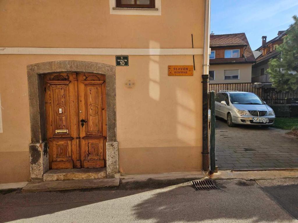 Apartment Slavija Škofja Loka Exterior foto